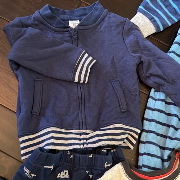 Carter 12 month lot - Picture 7 of 13